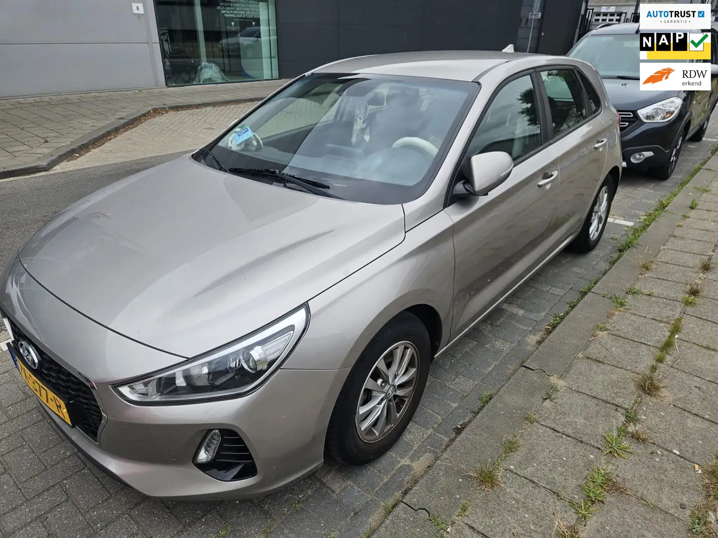 Hyundai i30 1.0 T-GDI Comfort Beige - 1