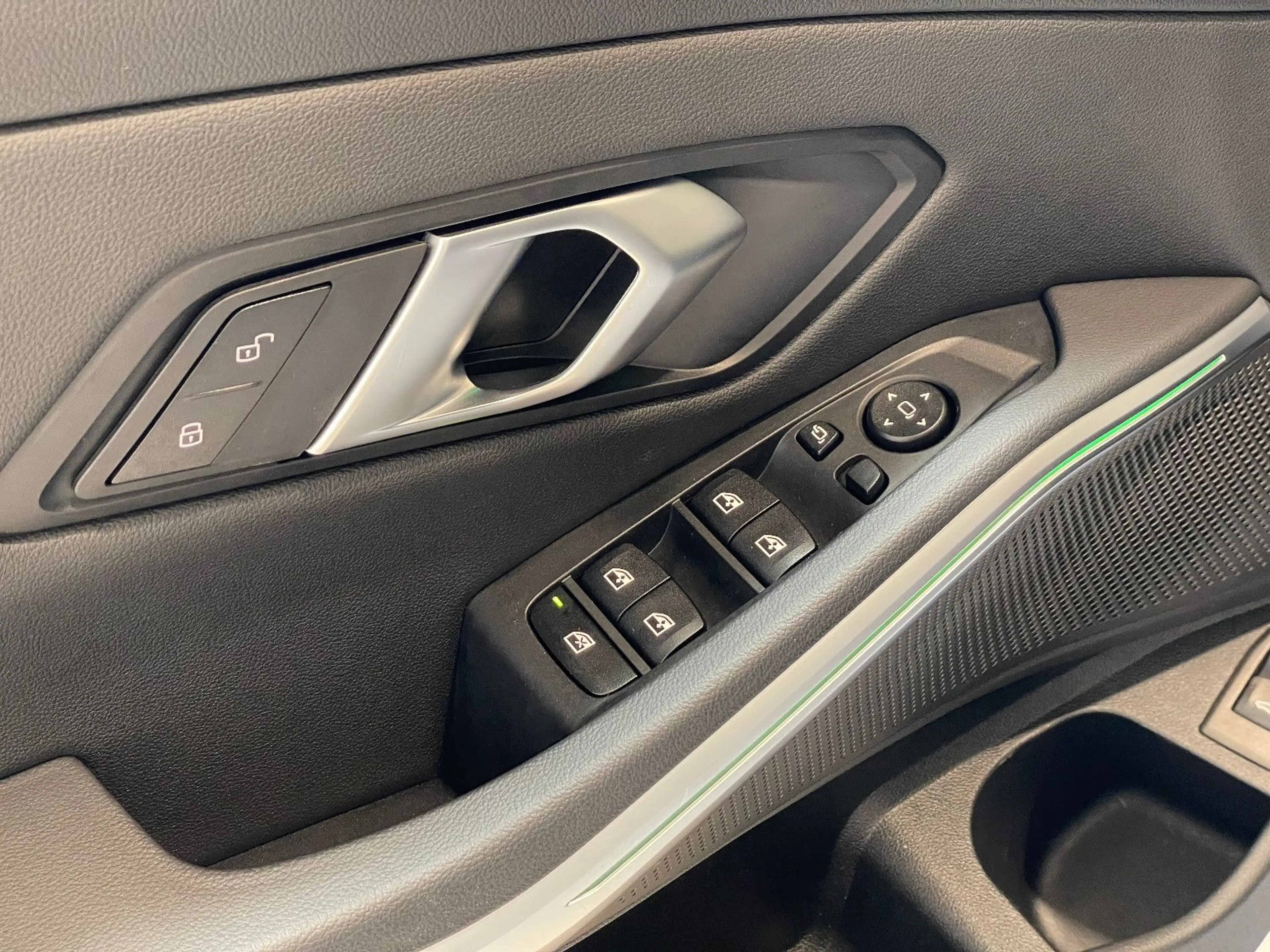 BMW 320 d Touring M Sport *Mod. 2025 *LED*R-CAM*HiFi* — photo 13