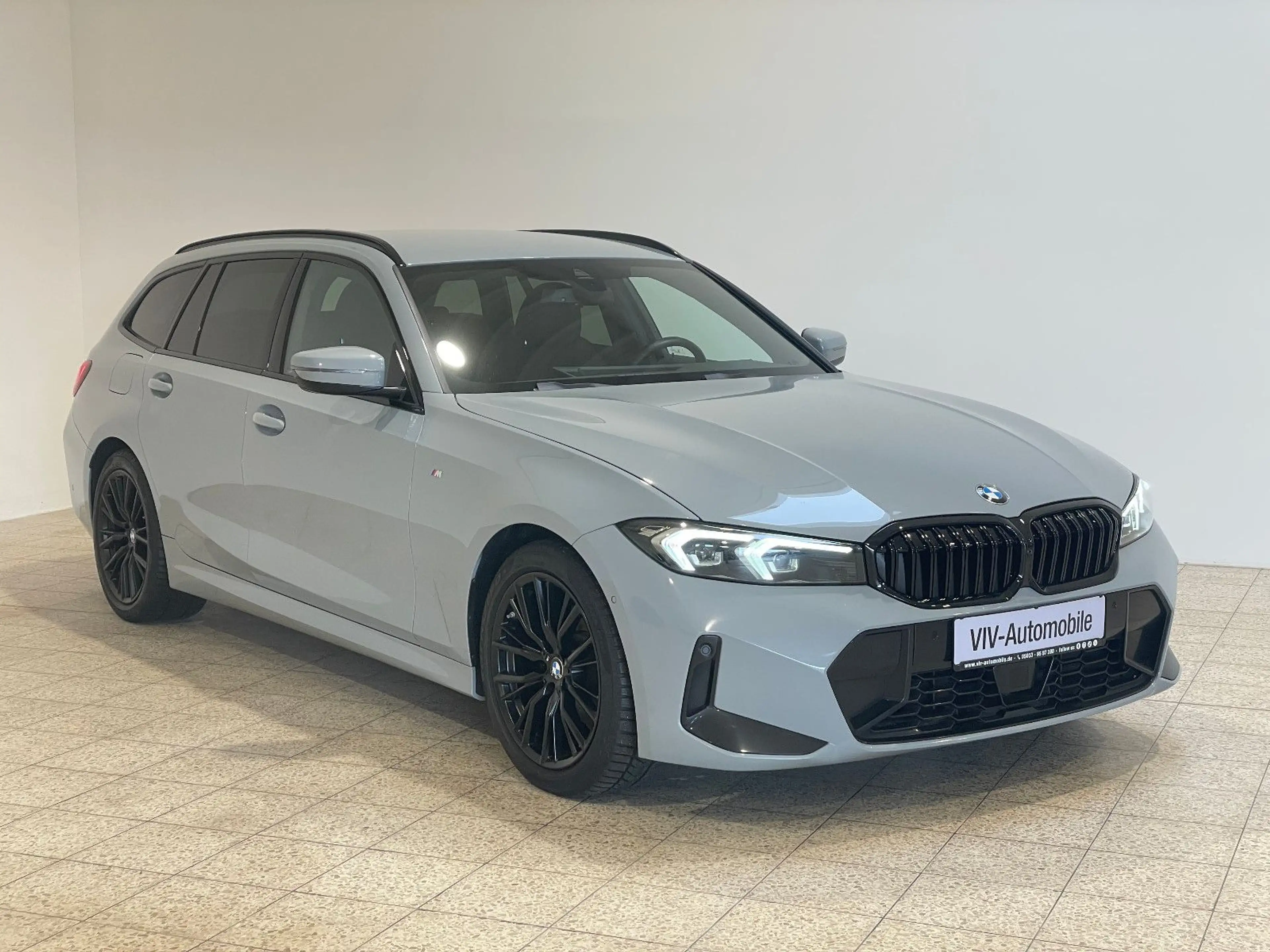 BMW 320 d Touring M Sport *Mod. 2025 *LED*R-CAM*HiFi* — photo 3