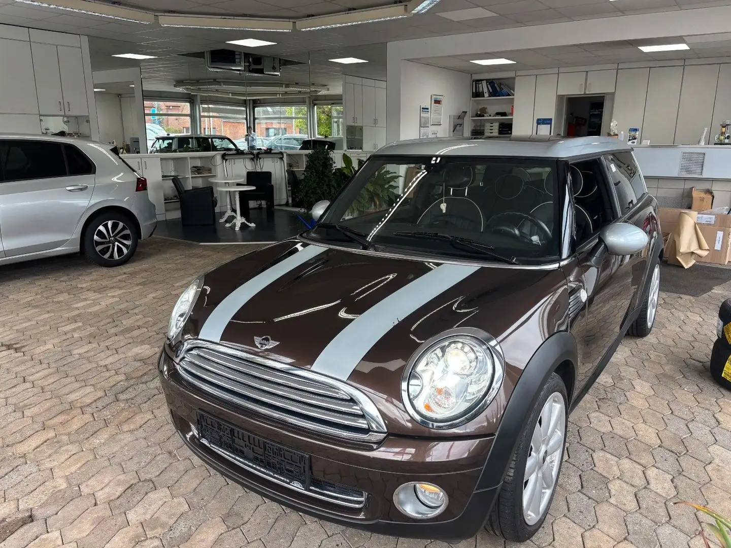 MINI Cooper Clubman Autom.!Leder!Navi!Pano! - 1