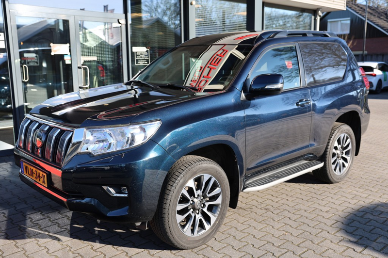 Toyota Land Cruiser 2.8 D-4D 3DRS PROFESSIONAL A/T VAN — photo 26