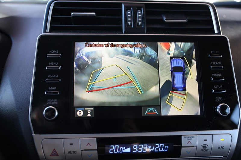 Toyota Land Cruiser 2.8 D-4D 3DRS PROFESSIONAL A/T VAN — photo 13