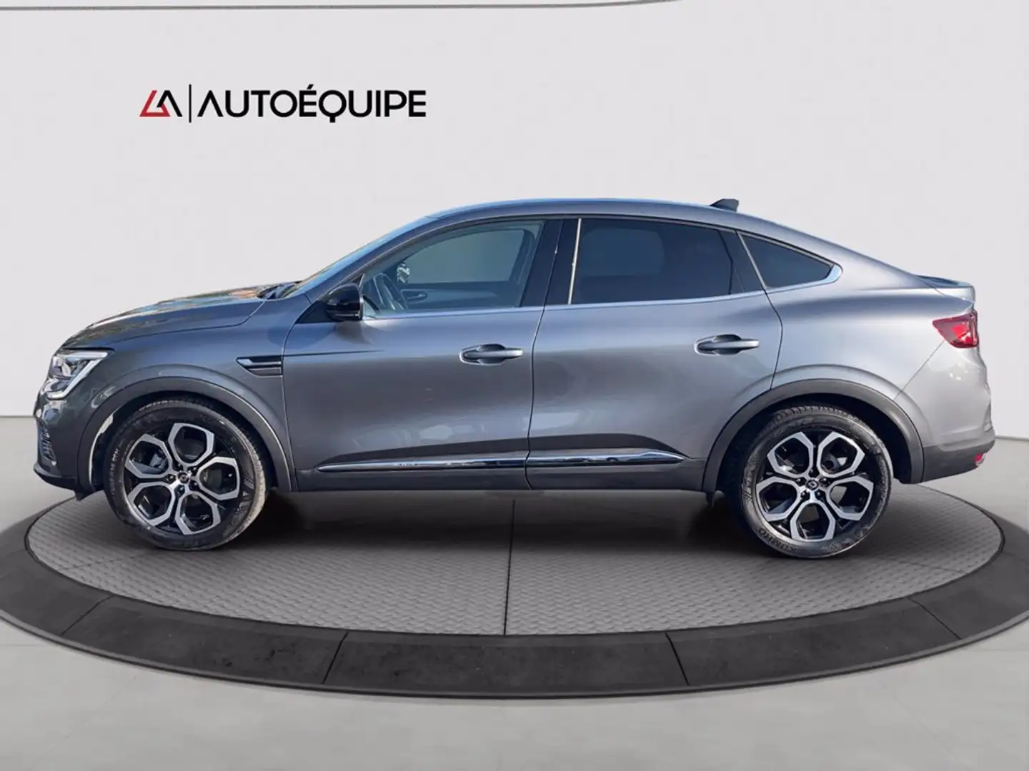 Renault Arkana 1.6 E-Tech full hybrid Intens 145cv Grigio - 2