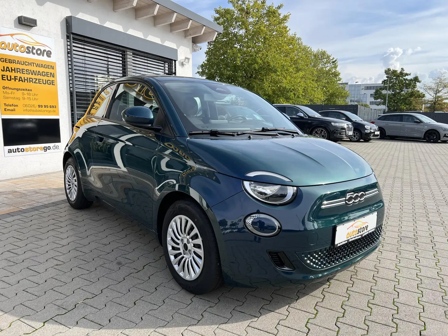 Fiat 500e Action 70 kW (95 PS), Automatik, Frontantrieb Grün - 2