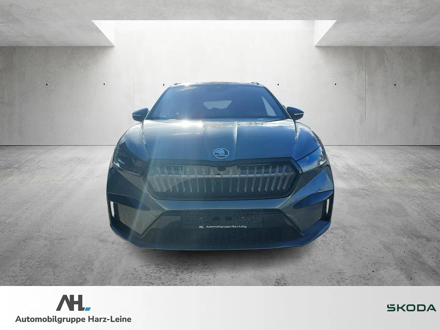 Skoda Enyaq iV 85 Sportline LED Navi ACC Wärmepumpe Grau - 2