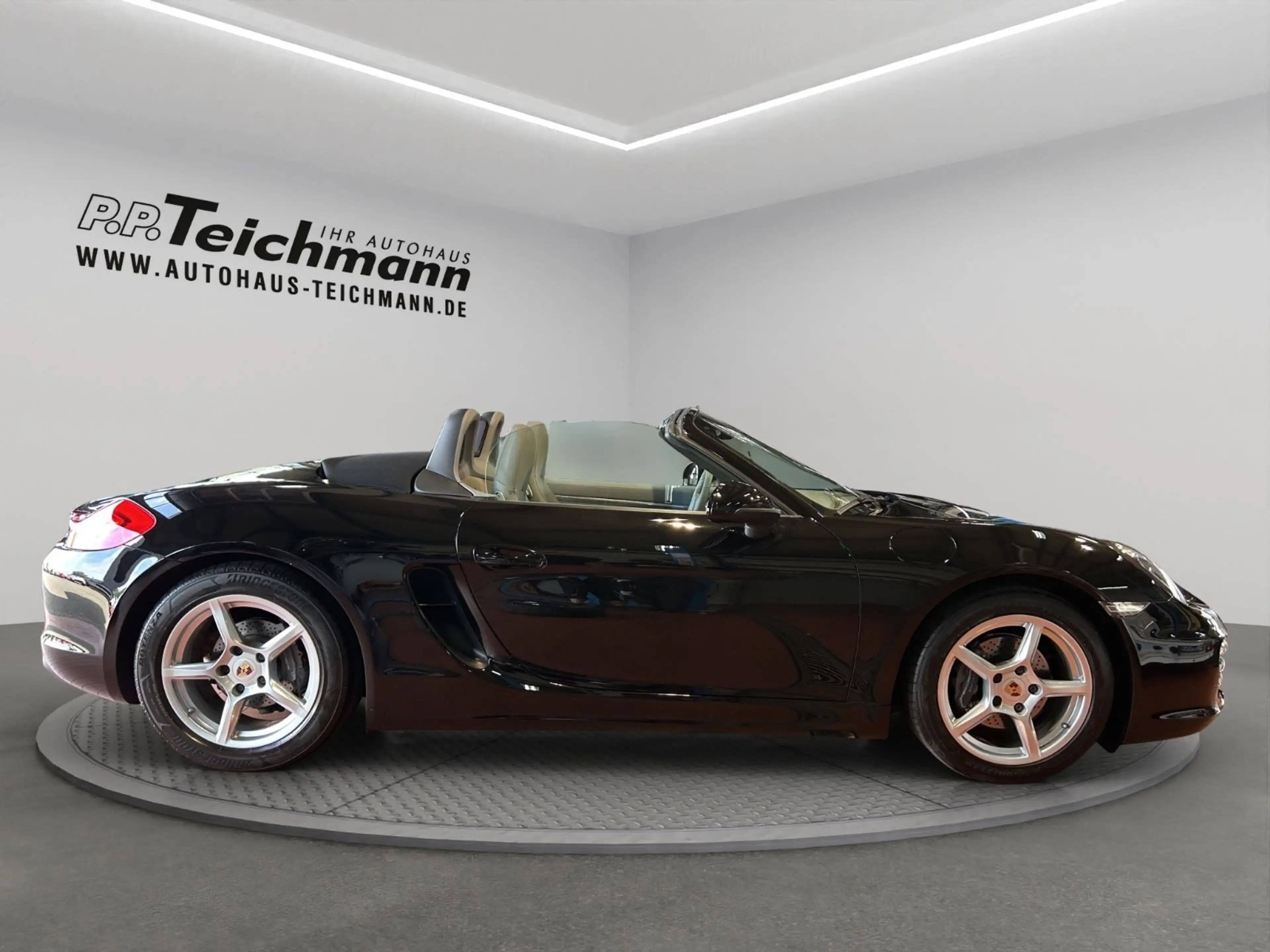Porsche Boxster — photo 4