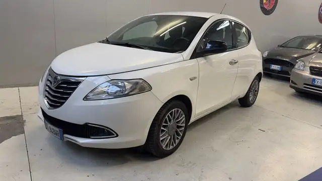 Lancia Ypsilon 1.3 mjt Platinum c/s.parc. s&s 95cv