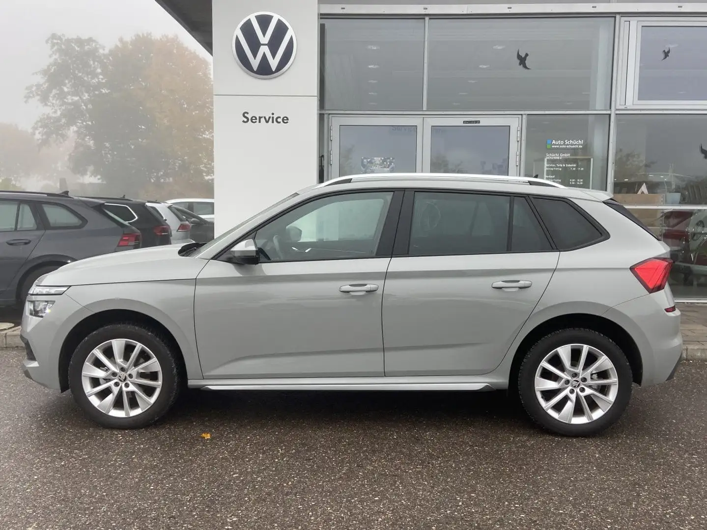 Skoda Kamiq 1.5 TSI DSG Style NAVI-COLUMBUS+LED+SMART- Grau - 2