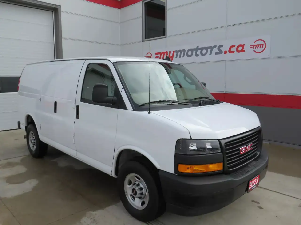 2023 GMC Savana