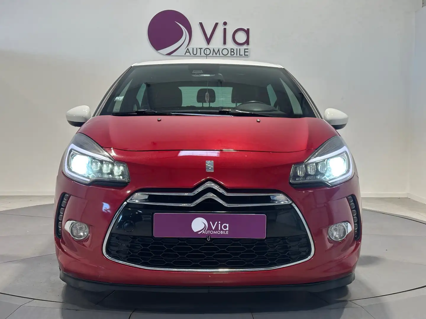 Citroen DS3 BlueHDi 120 Sport Chic Rojo - 2