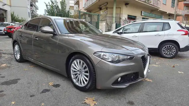 Alfa Romeo Giulia 2.2 Turbodiesel 180 CV AT8 Executive