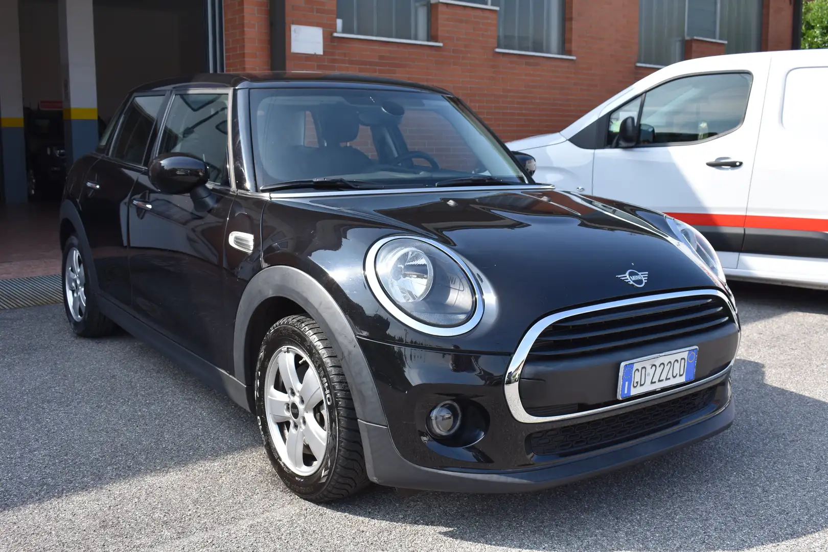 MINI One 1.5 Benz 5p 75cv Nero - 1