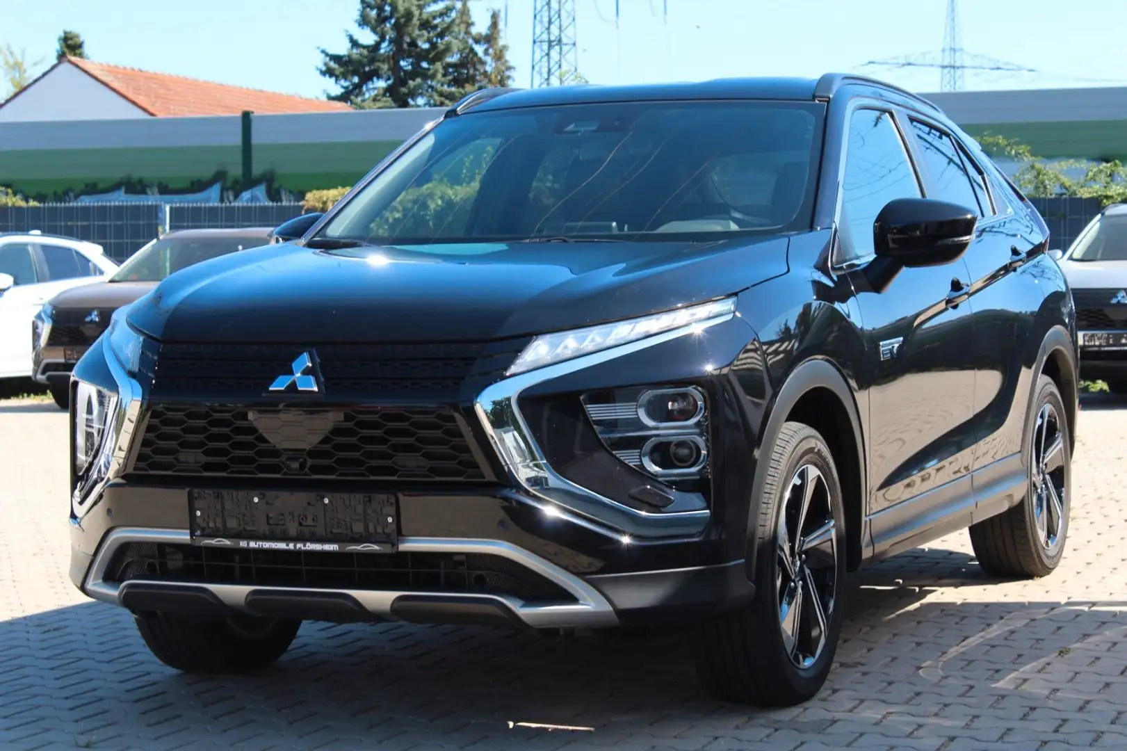 Mitsubishi Eclipse Cross 2.4 Plus Hybrid 4WD Schwarz - 1