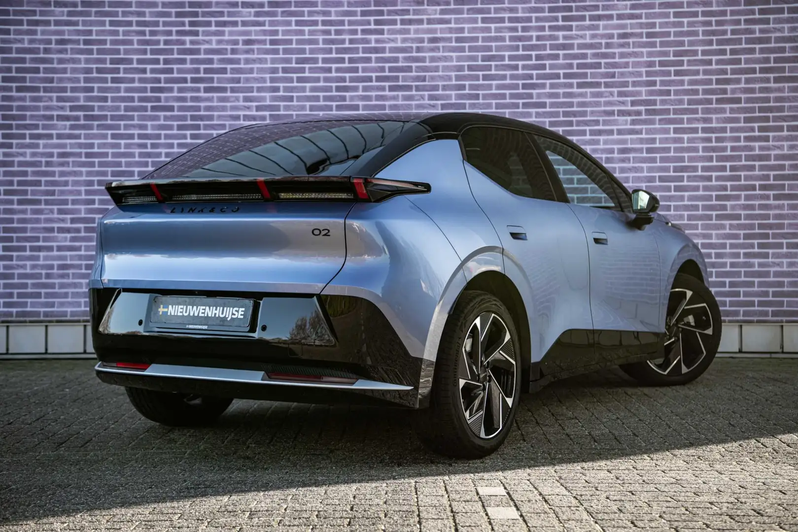 Lynk & Co 02 More 66 kWh LAGE BIJTELLING!! | UIT VOORRAAD LEVER Blau - 2