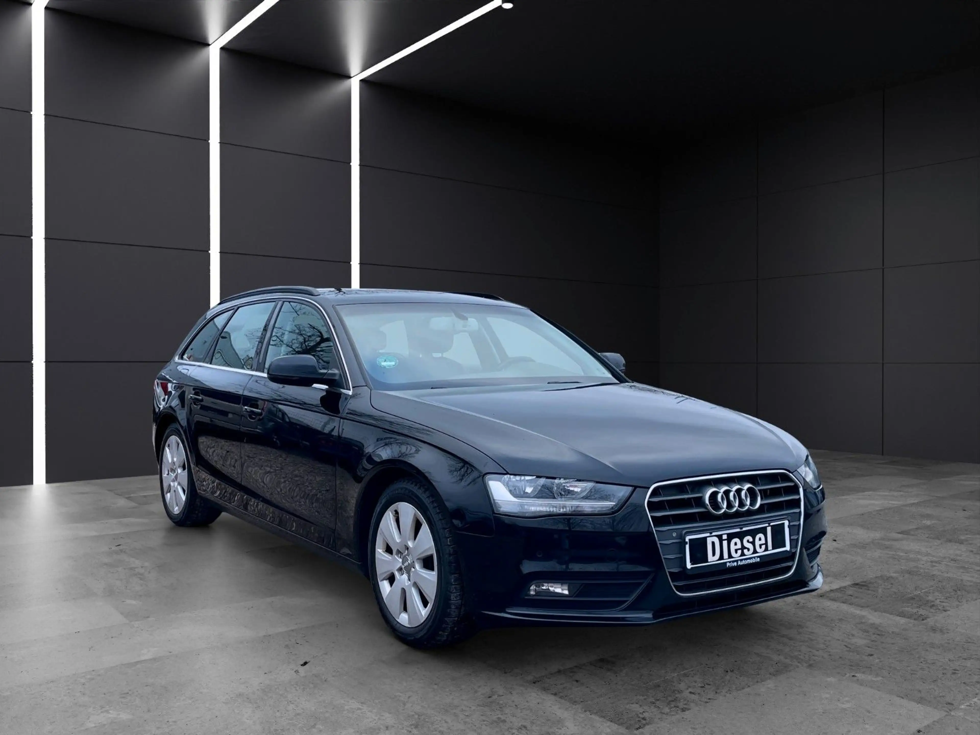 Audi A4 3.0 TDI~SHZ~MFL~Navi~Elektr. Kofferraum~TOP — photo 2