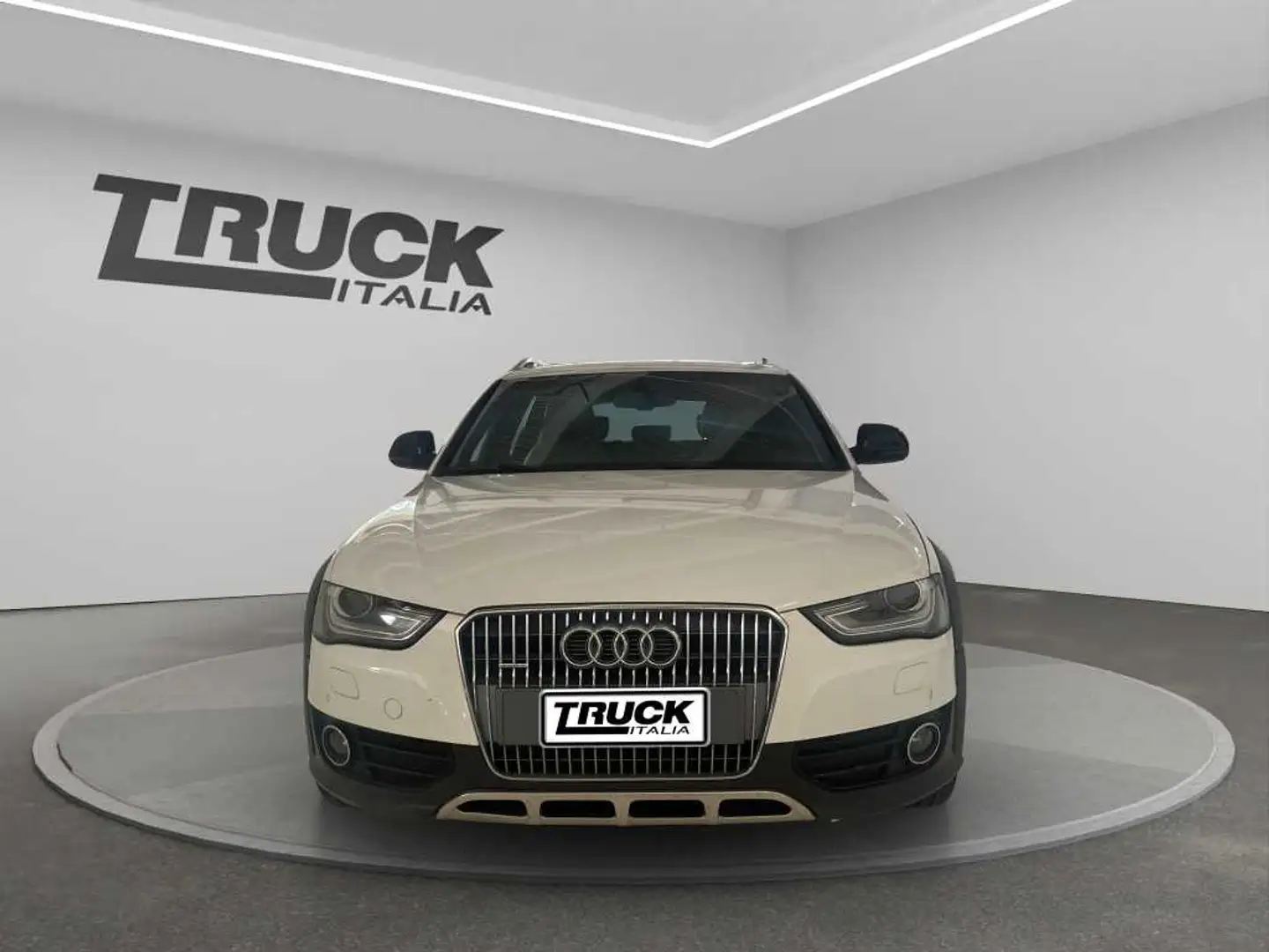 Audi A4 allroad - A4 Allroad 3.0 tdi Ambiente s-tronic Bianco - 2