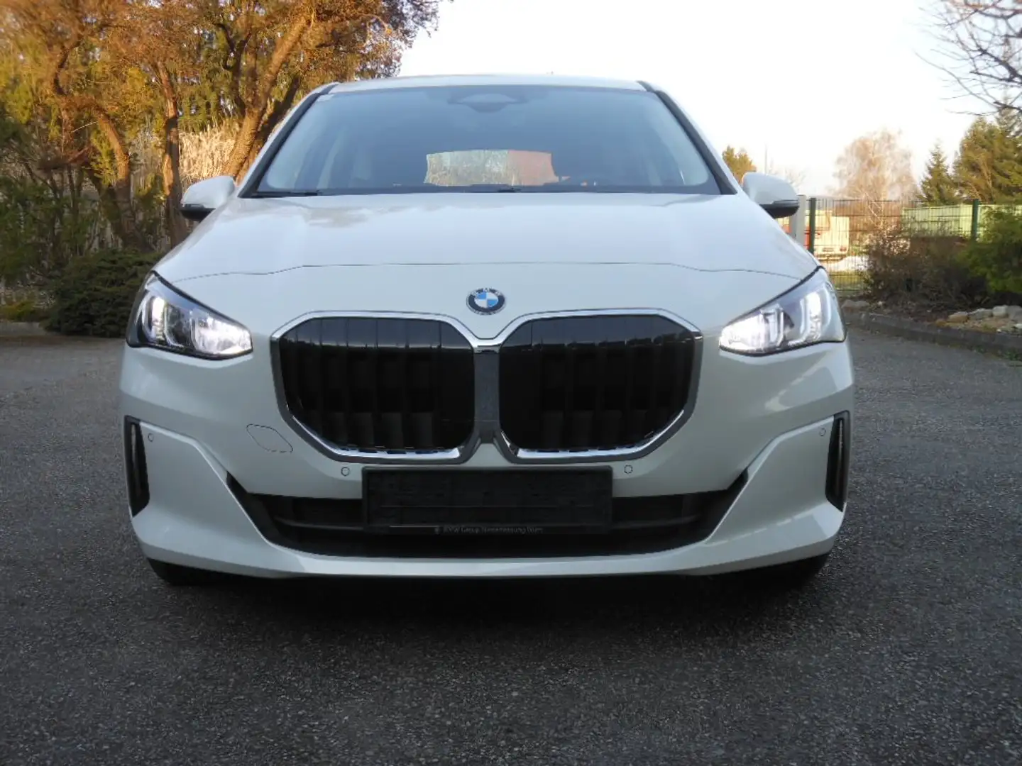 BMW 218 218 d Active Tourer Weiß - 2