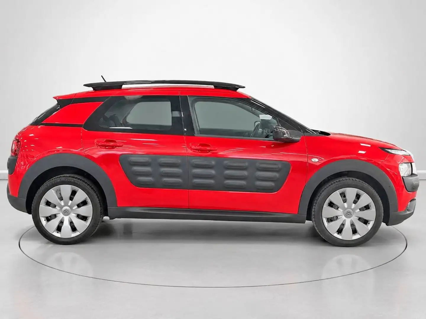 Citroen C4 Cactus 1.6 BlueHDi Feel 100 Rojo - 2