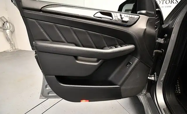 Mercedes-Benz GLE view 13