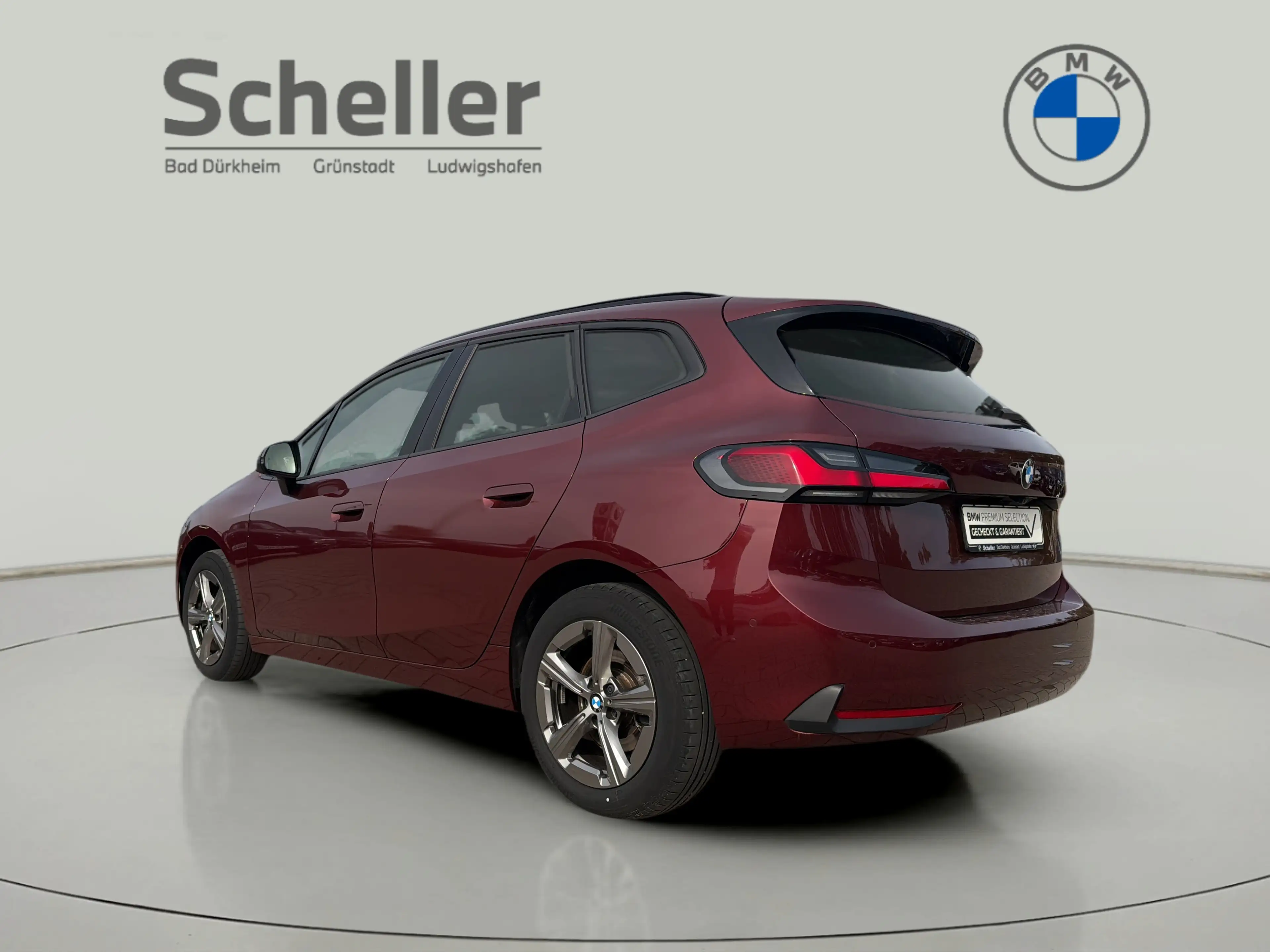 BMW 223 d xDrive — photo 4