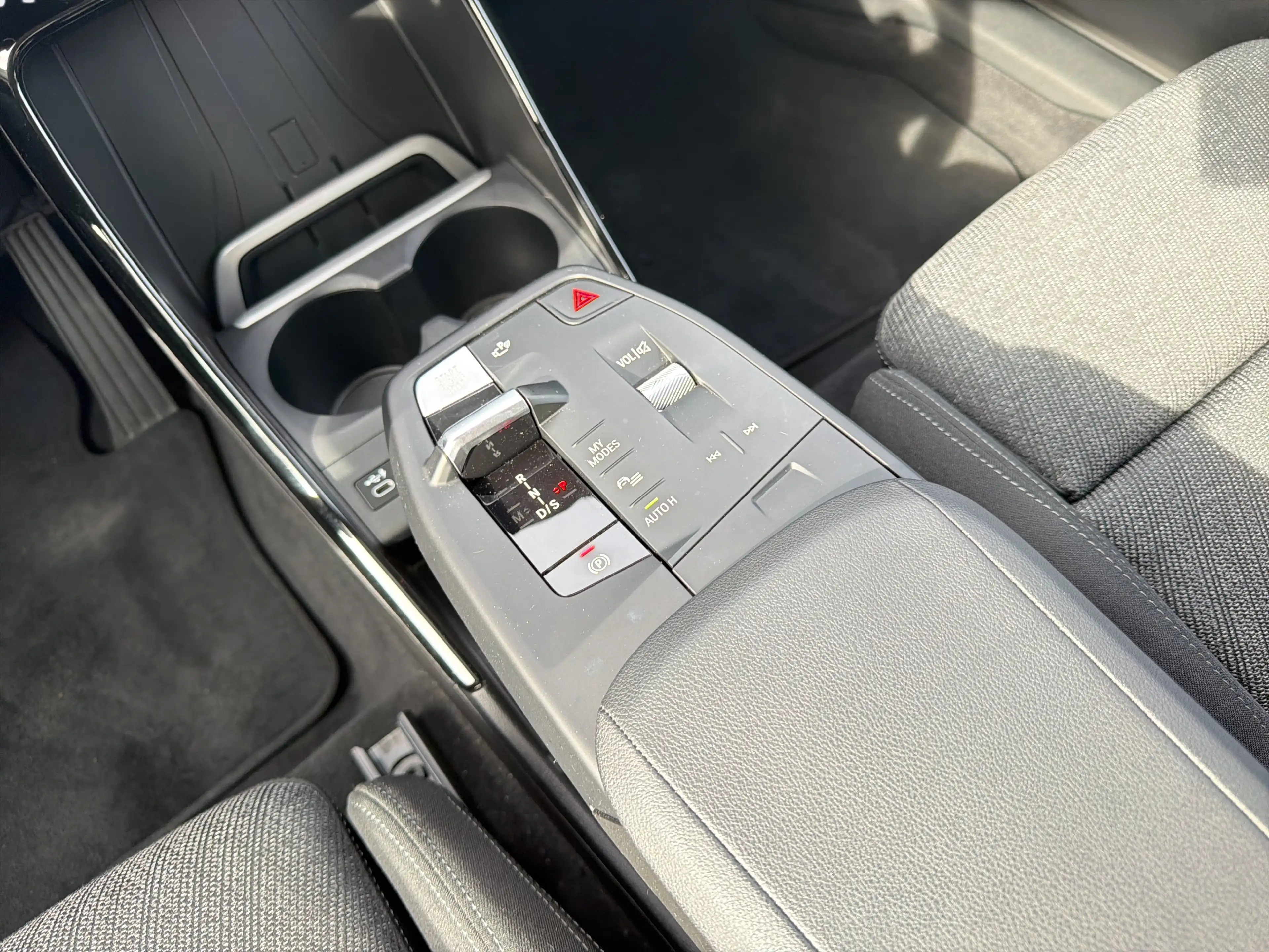 BMW 223 d xDrive — photo 15