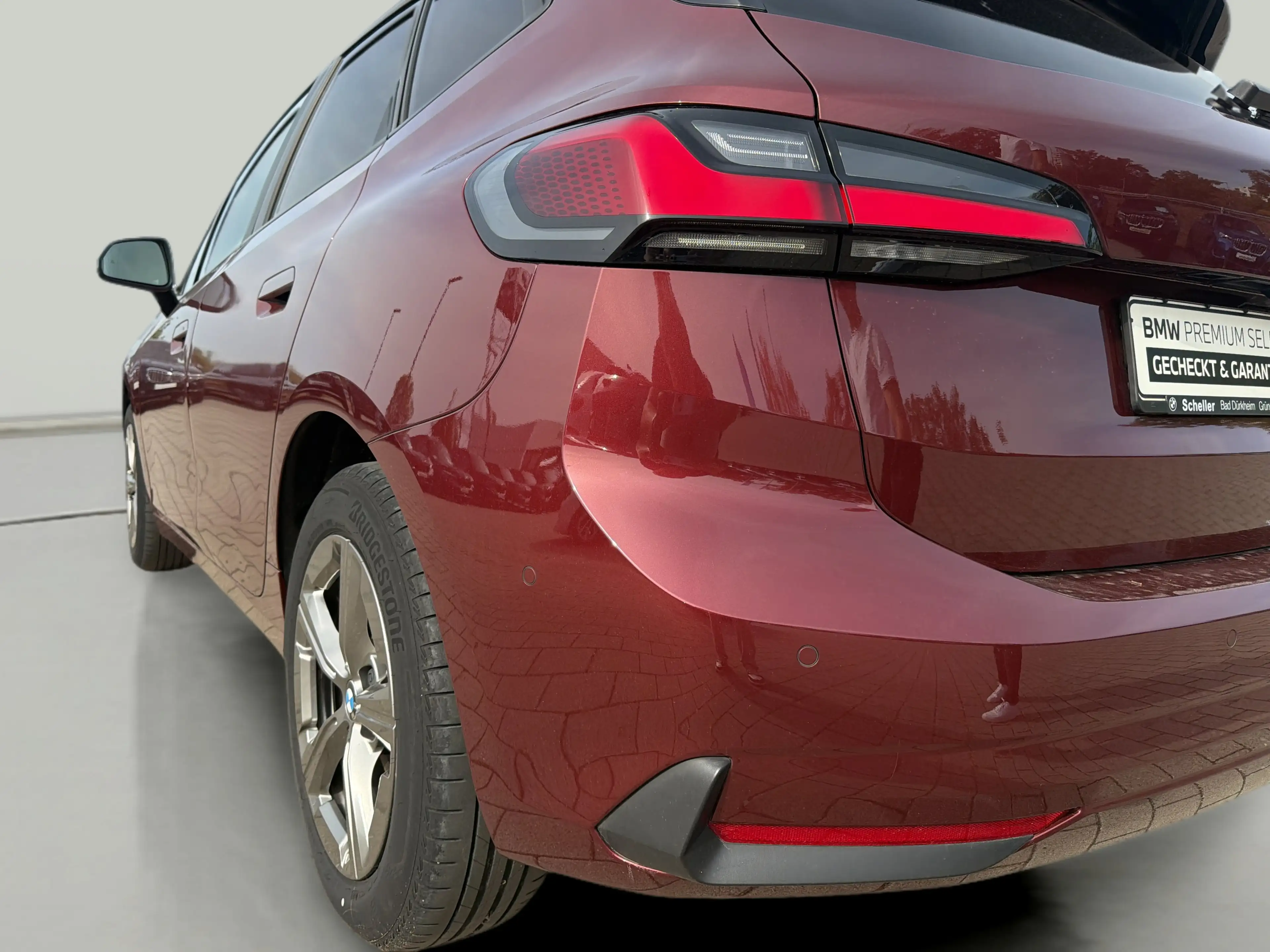 BMW 223 d xDrive — photo 10