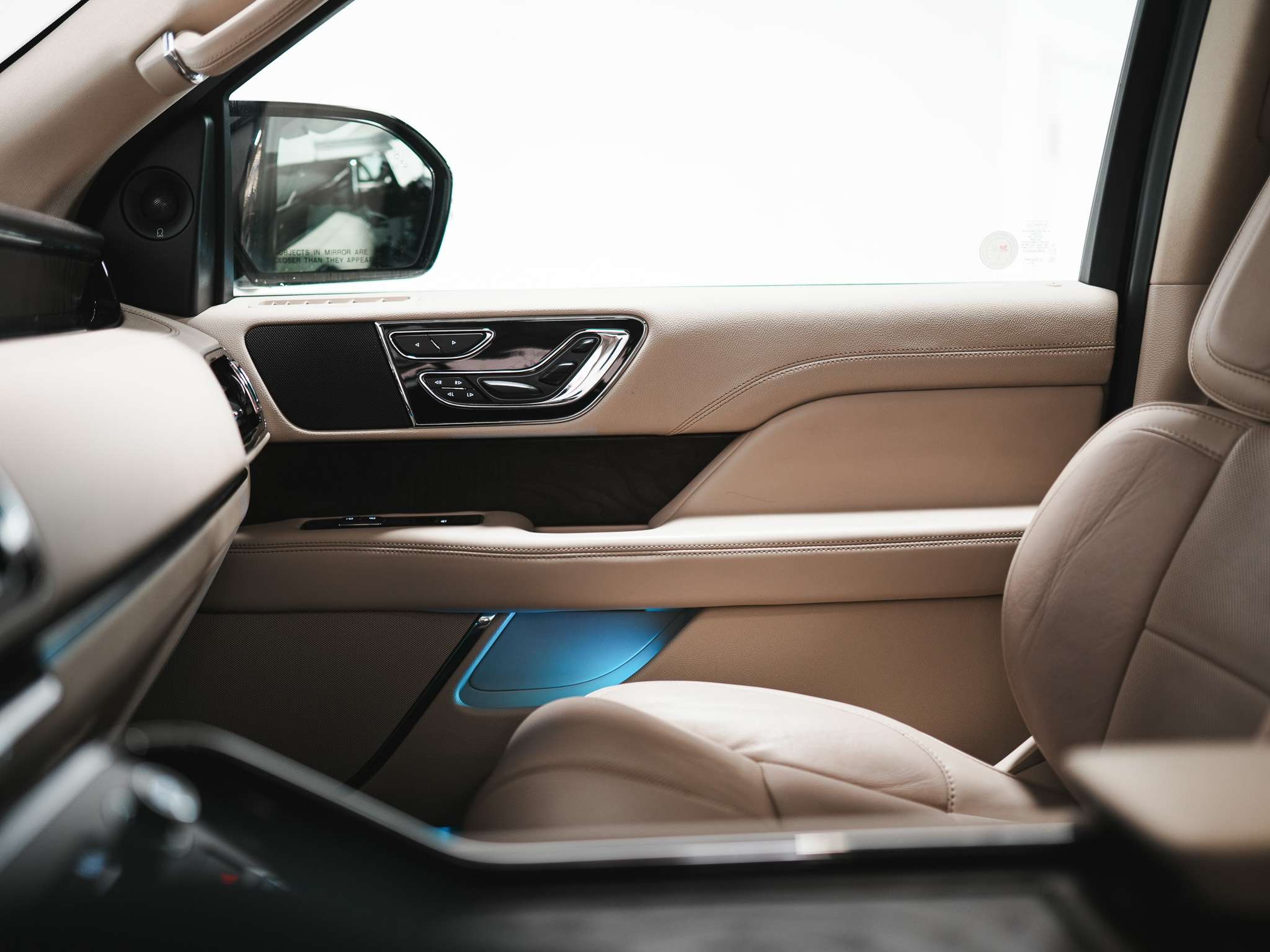 used 2019 Lincoln Navigator car, priced at $42,900