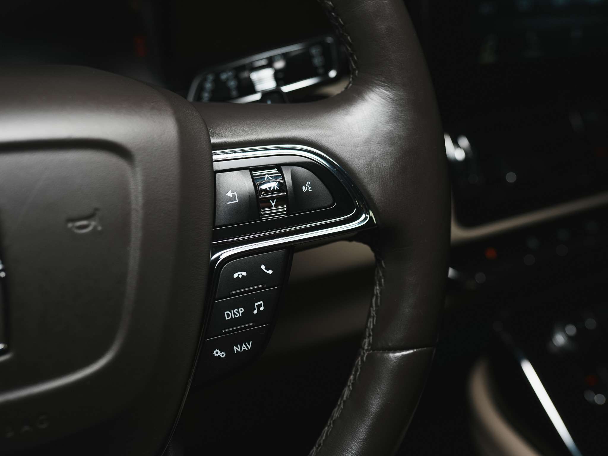 used 2019 Lincoln Navigator car, priced at $42,900