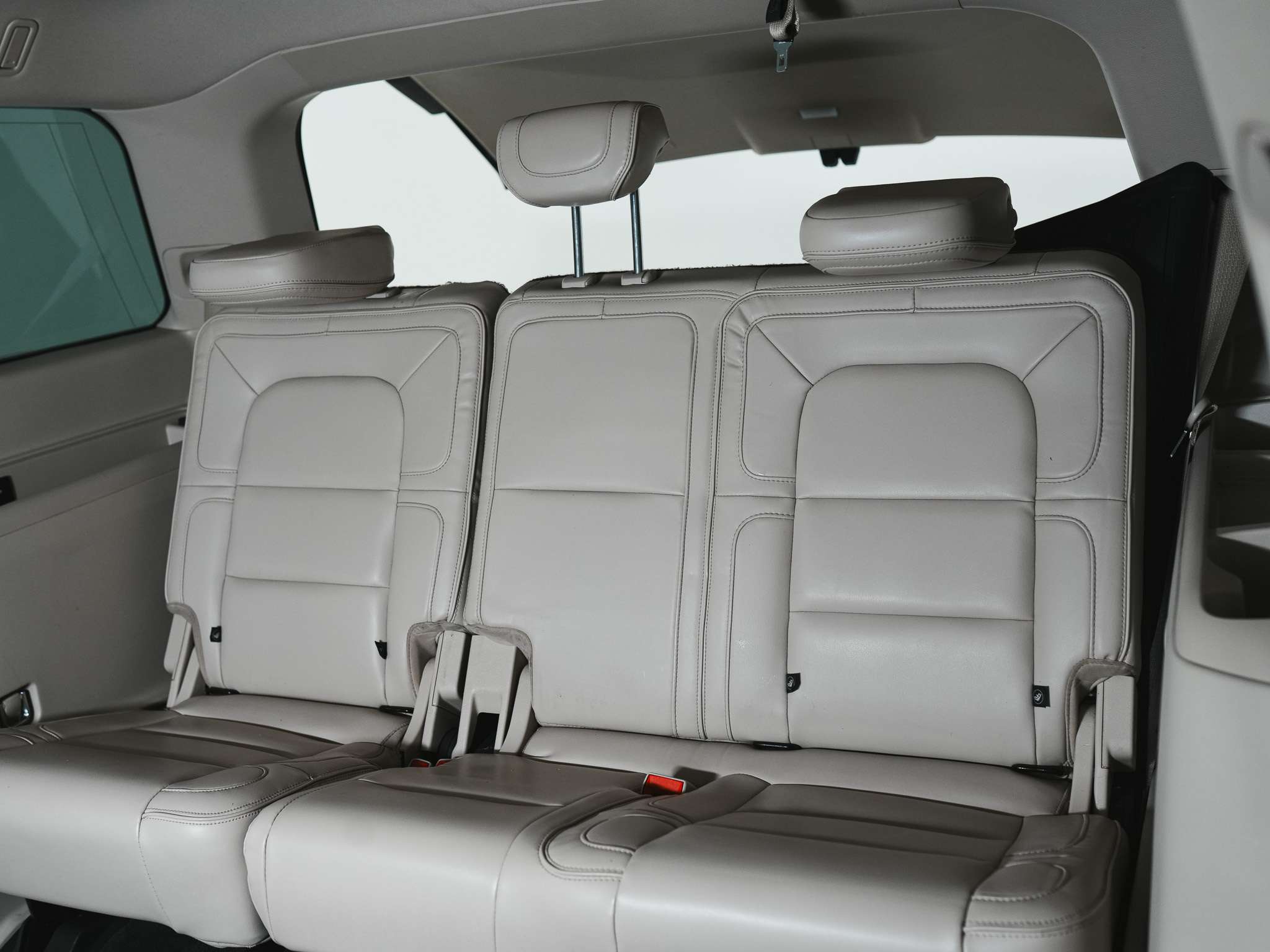 used 2019 Lincoln Navigator car, priced at $42,900