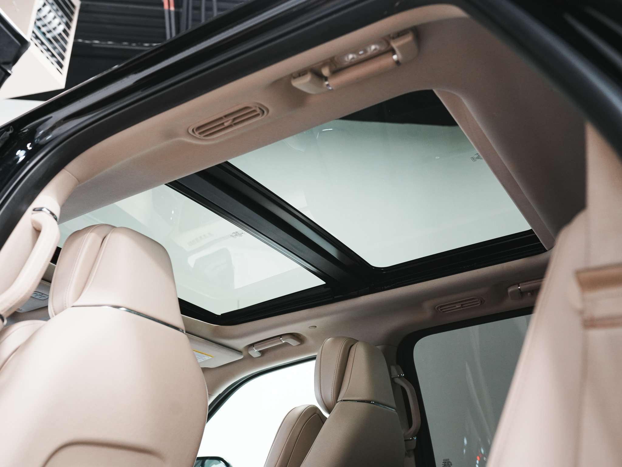 used 2019 Lincoln Navigator car, priced at $42,900