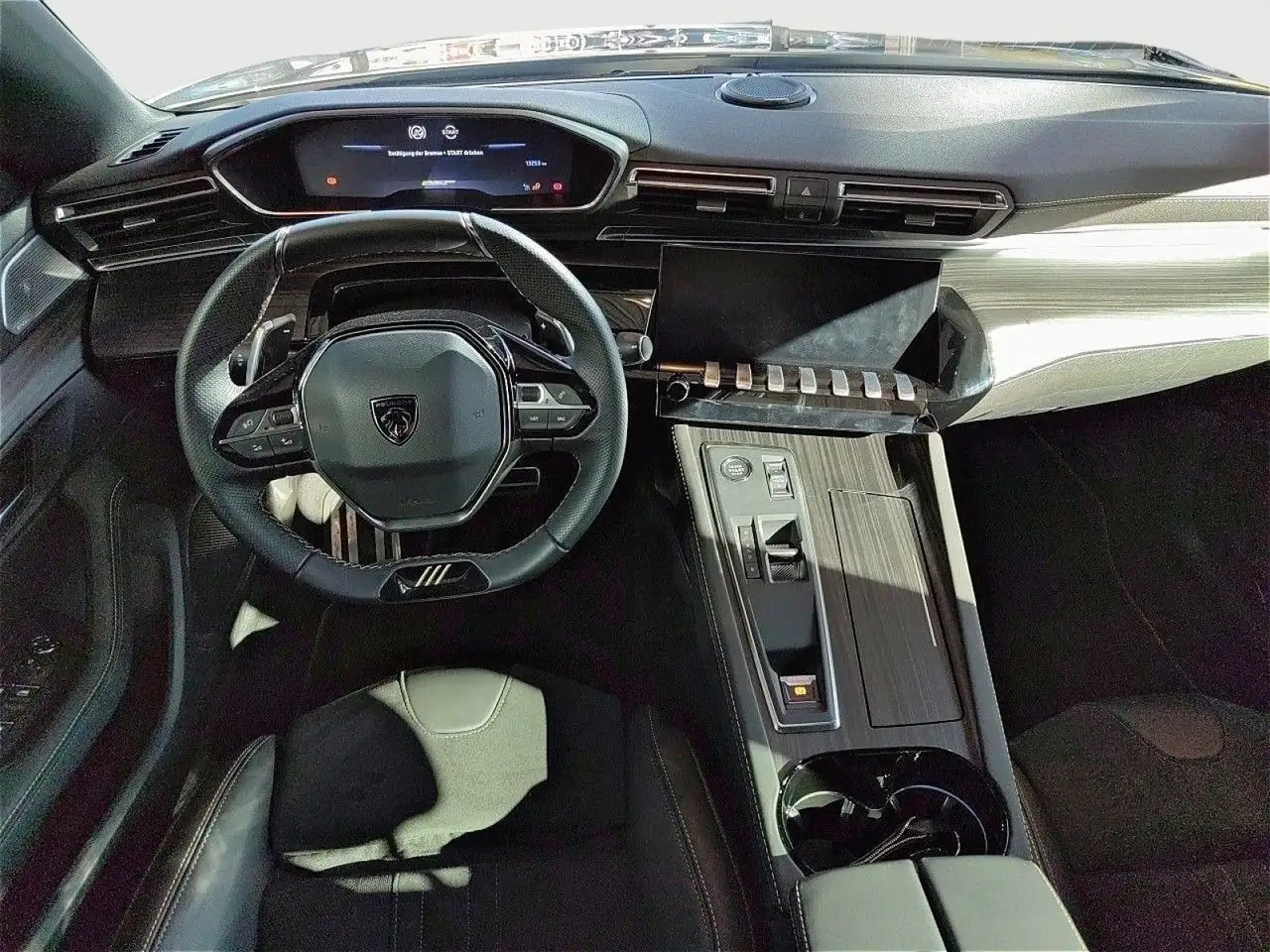 Peugeot 508 SW Hybrid4 360 PSE Holiday-Paket, ACC 8