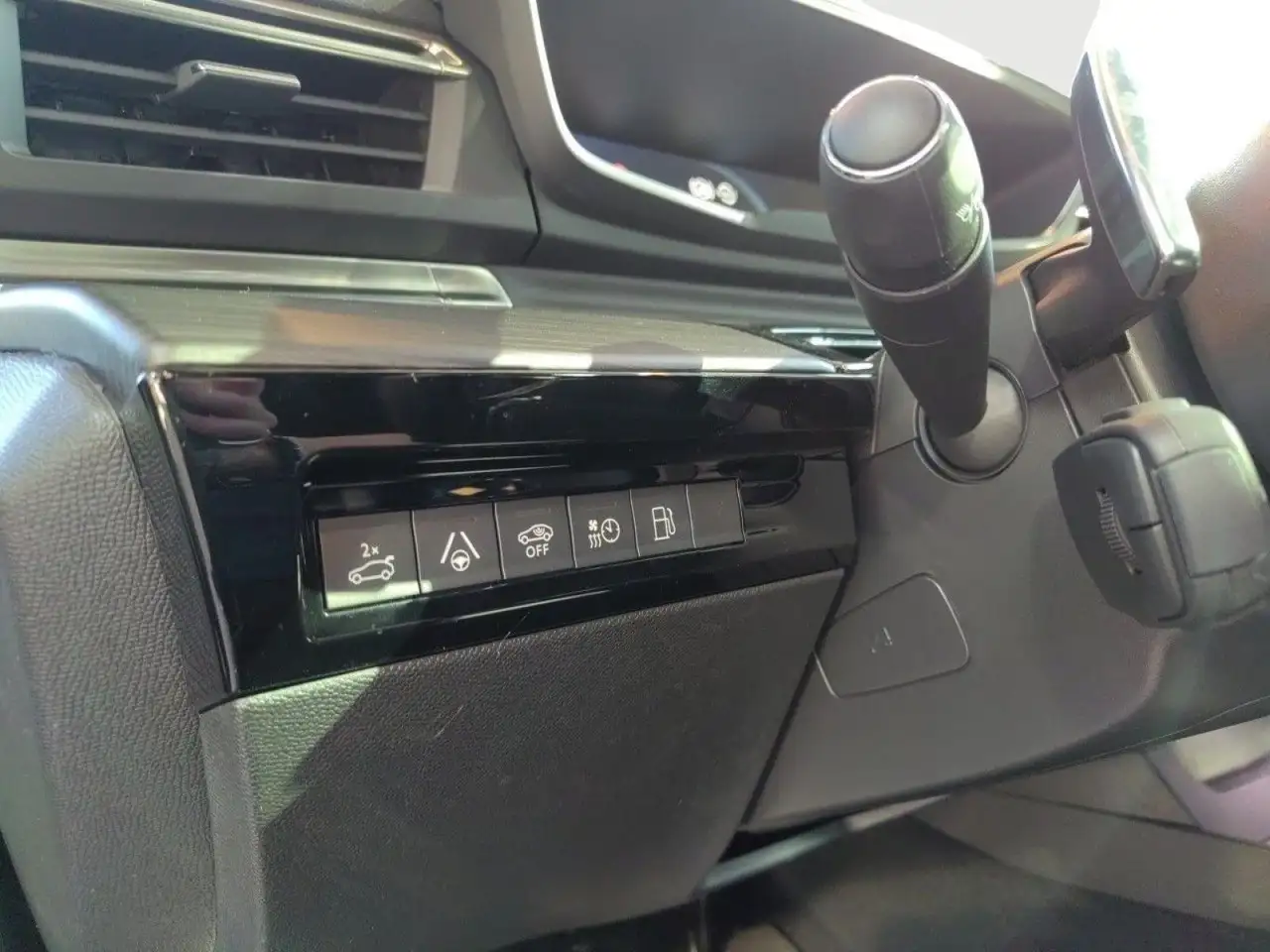 Peugeot 508 SW Hybrid4 360 PSE Holiday-Paket, ACC 18