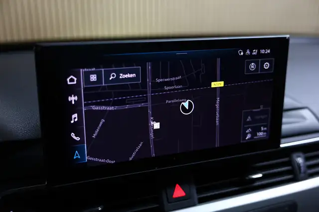 Audi A4 view 22