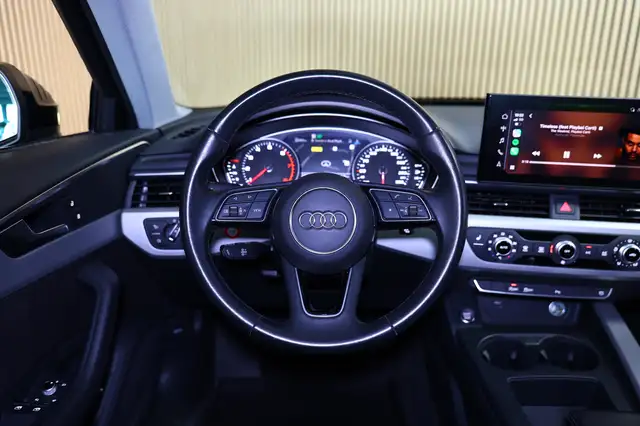 Audi A4 view 17