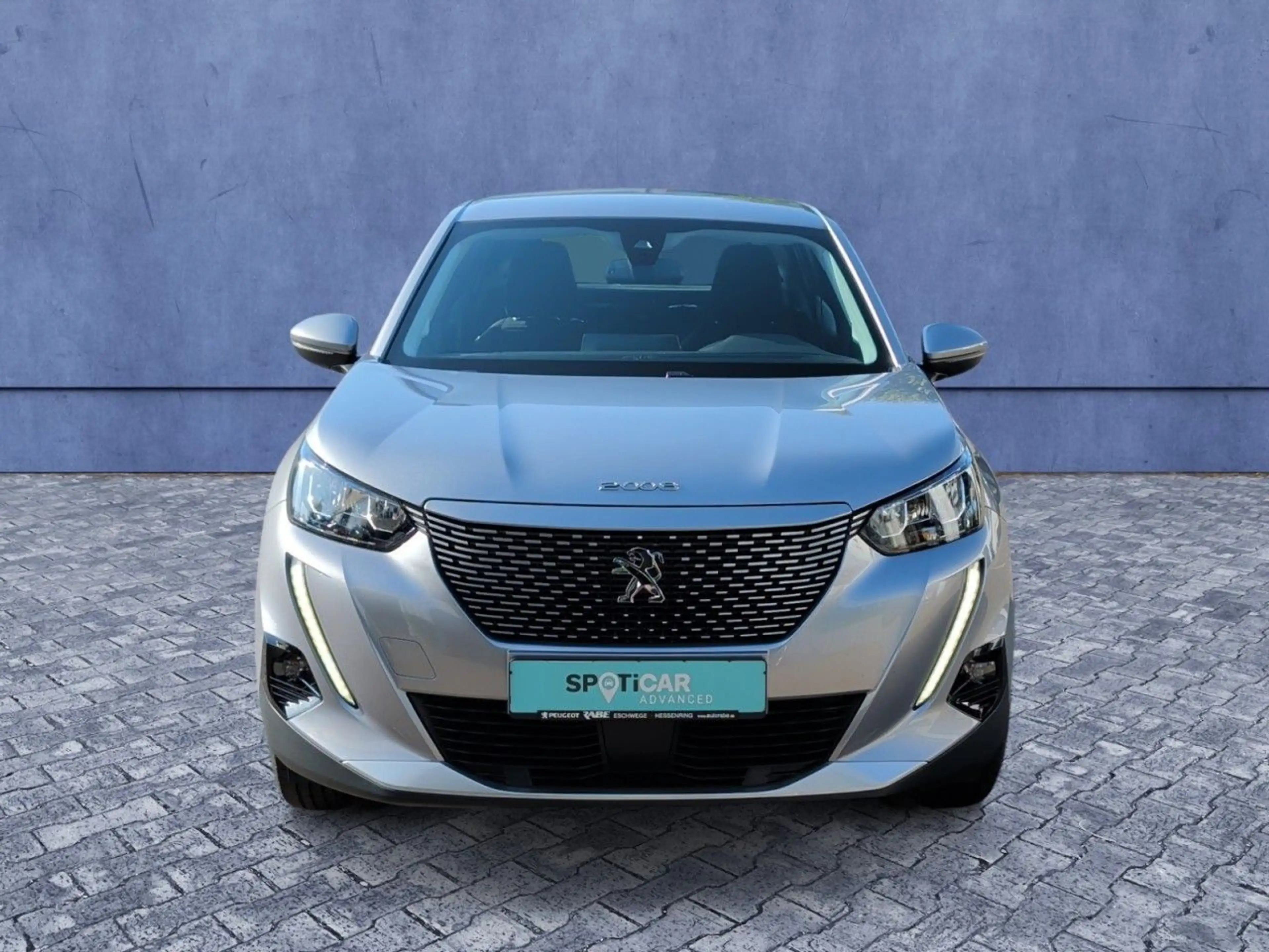 Peugeot 2008 -e Active Pack Aut+Sitzhzg+Einparkhilfe+DAB — photo 10