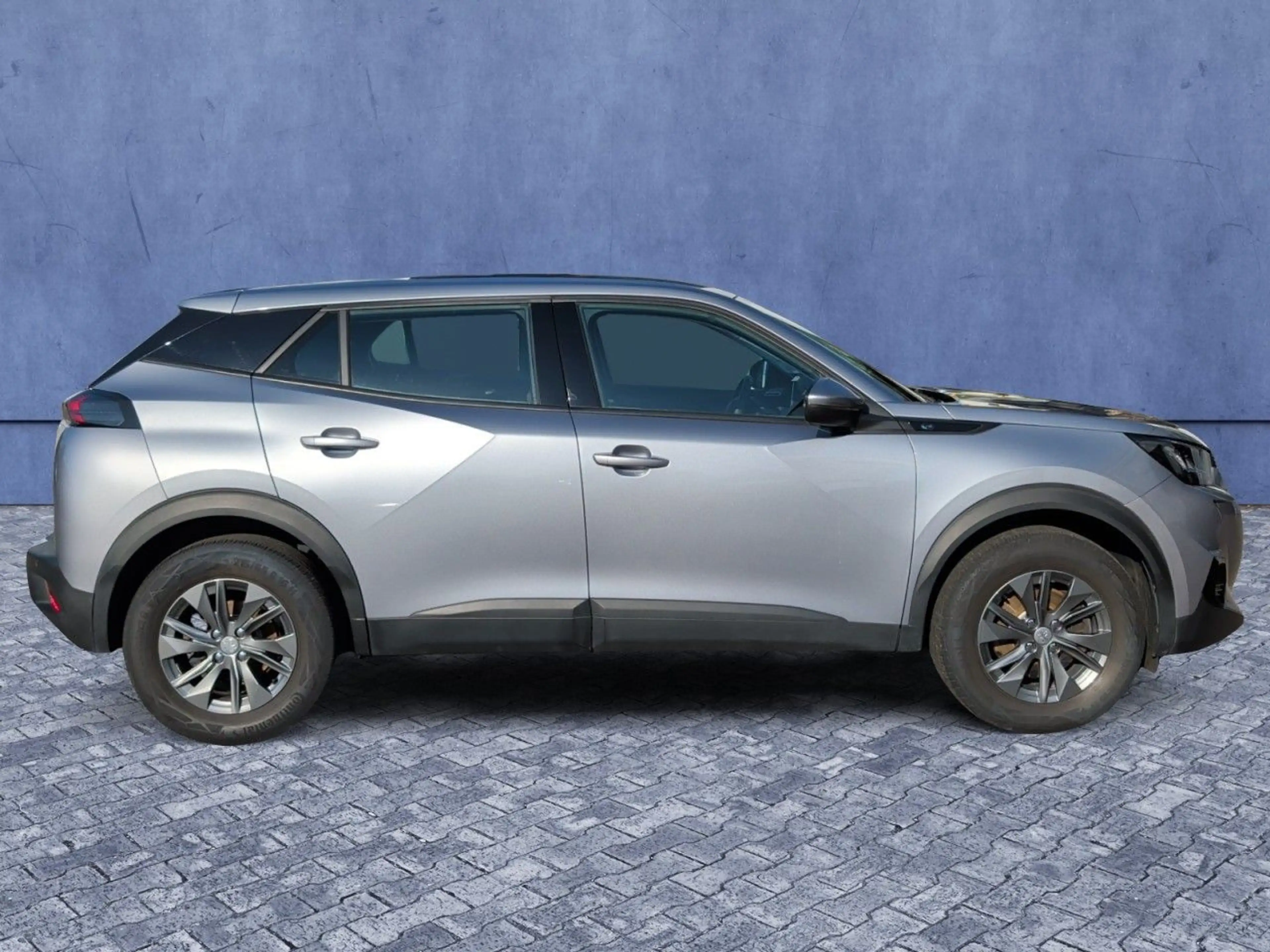 Peugeot 2008 -e Active Pack Aut+Sitzhzg+Einparkhilfe+DAB — photo 8