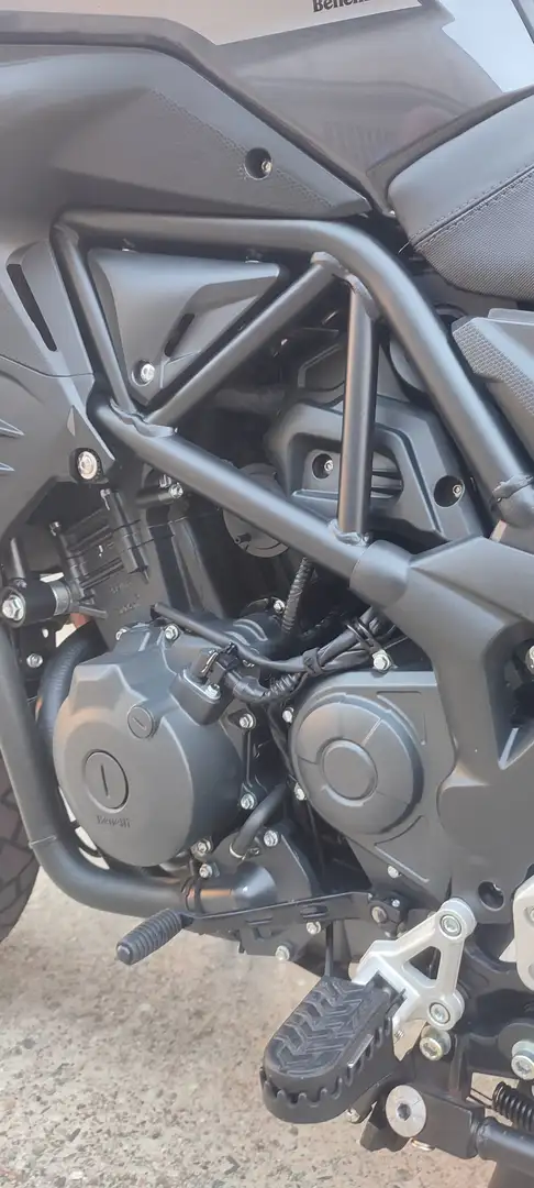 Benelli TRK 502 X Gri - 2