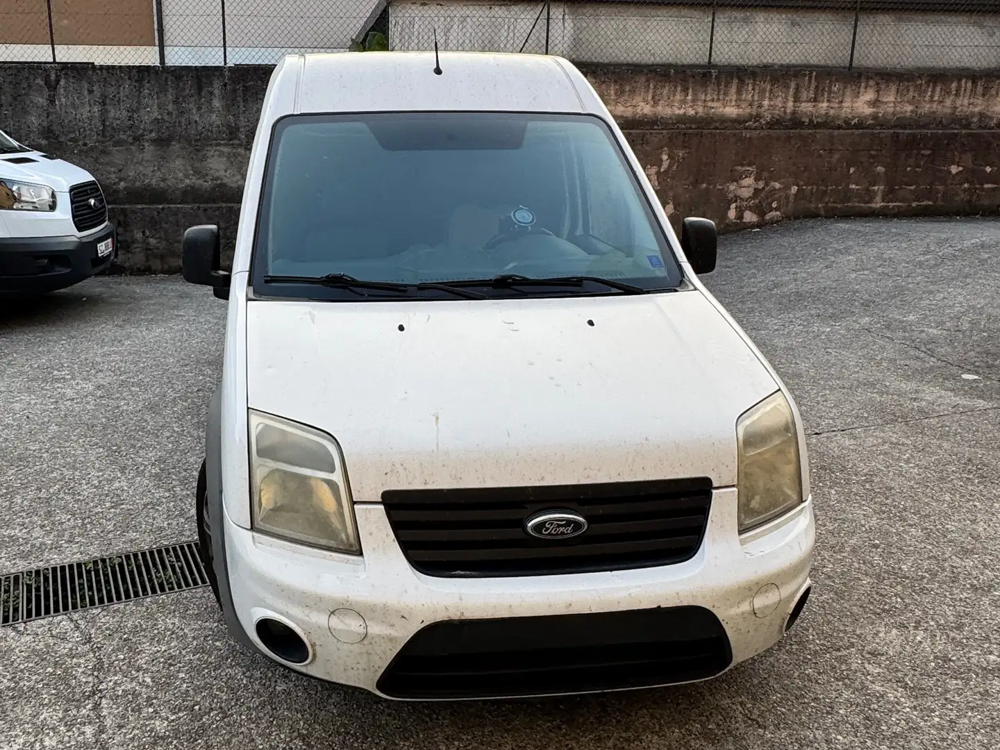 Ford Transit Connect Белый - 2
