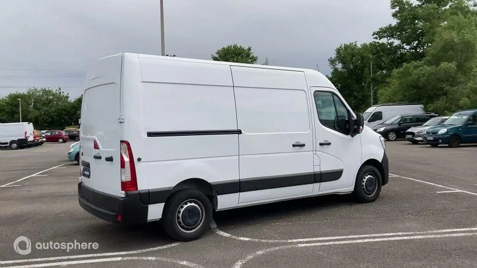 Renault Master F3300 L2H2 2.3 dCi 135ch Grand Confort E6 - 2