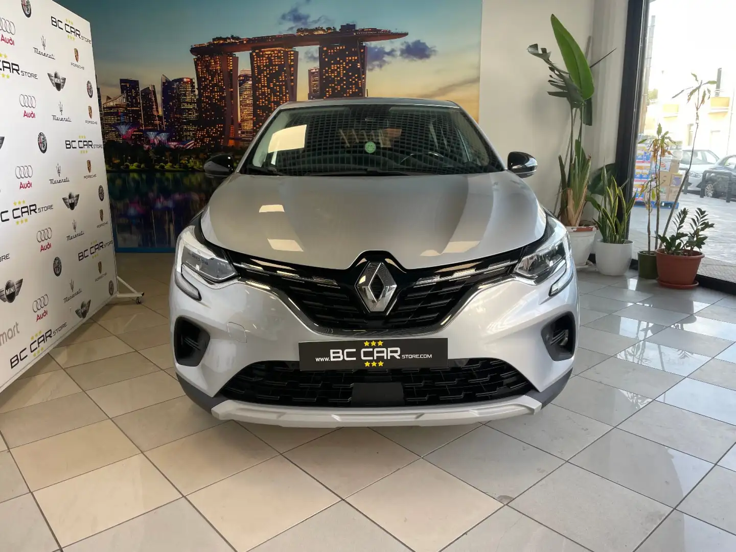Renault Captur Blue dCi 115 CV EDC *NAVI*LED Argento - 2