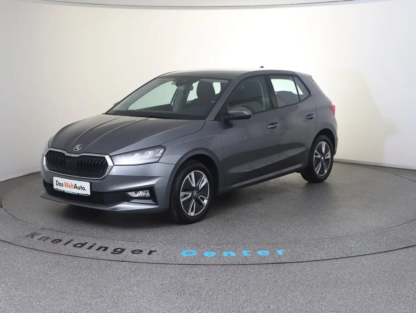 Skoda Fabia Style TSI DSG Grau - 2