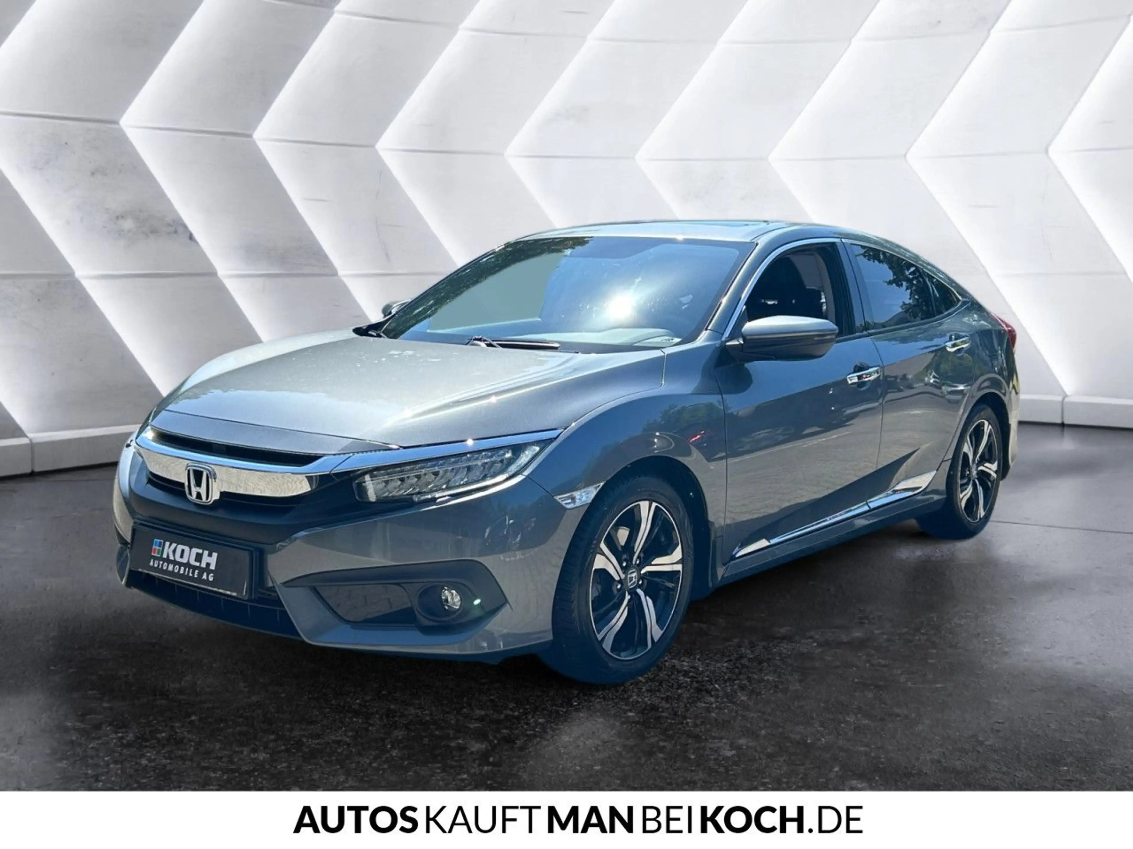 Honda Civic 1.5 i-VTEC Turbo Executive LED GSD DAB NAVI — photo 3