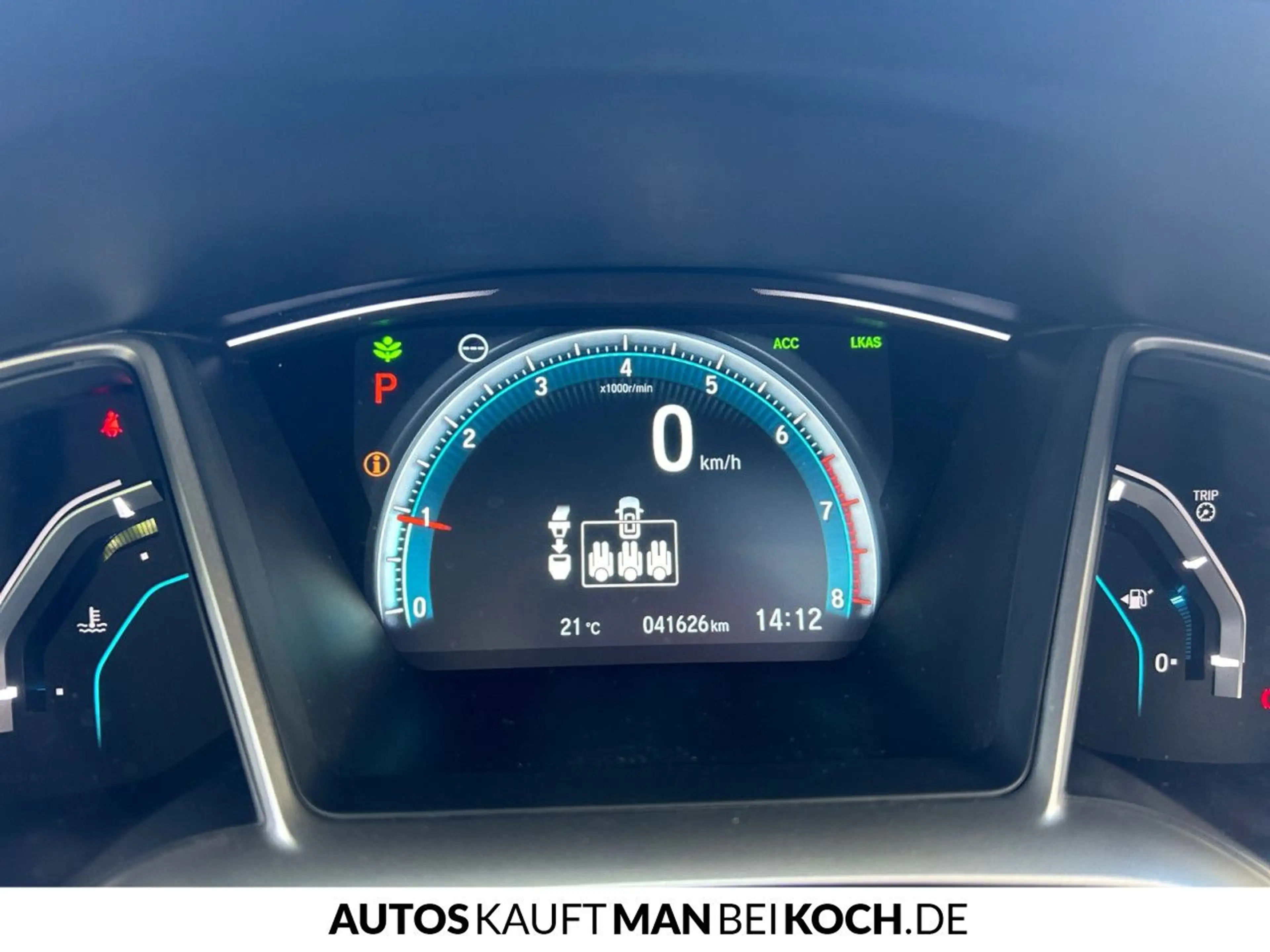 Honda Civic 1.5 i-VTEC Turbo Executive LED GSD DAB NAVI — photo 12