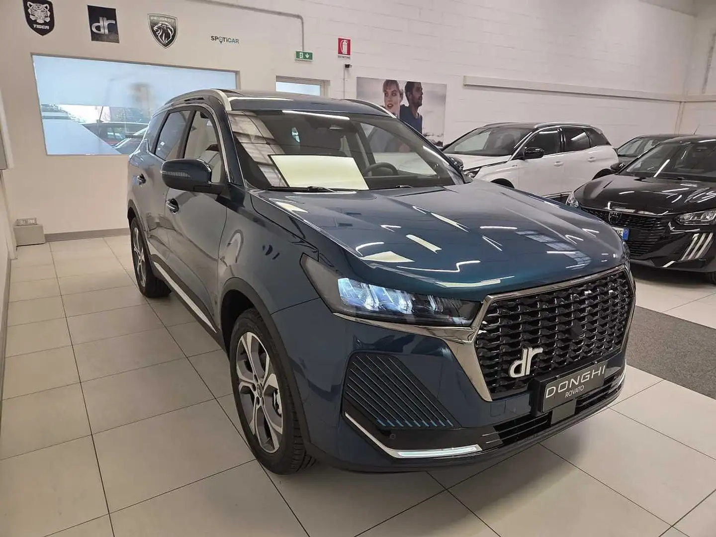 DR Automobiles Sonstige dr 6.0 PHEV 1.6 147cv Hybrid Plug-in AZIENDALE! Blau - 2