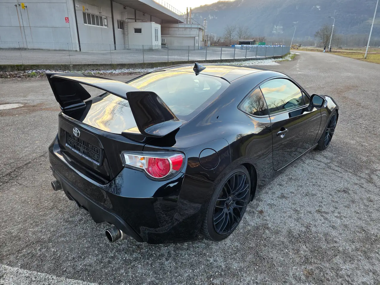 TOYOTA GT86 GT86 2.0 200 ch - BVM - VOLANT CUIR - AERO KIT ORIGINALE TOYOTA