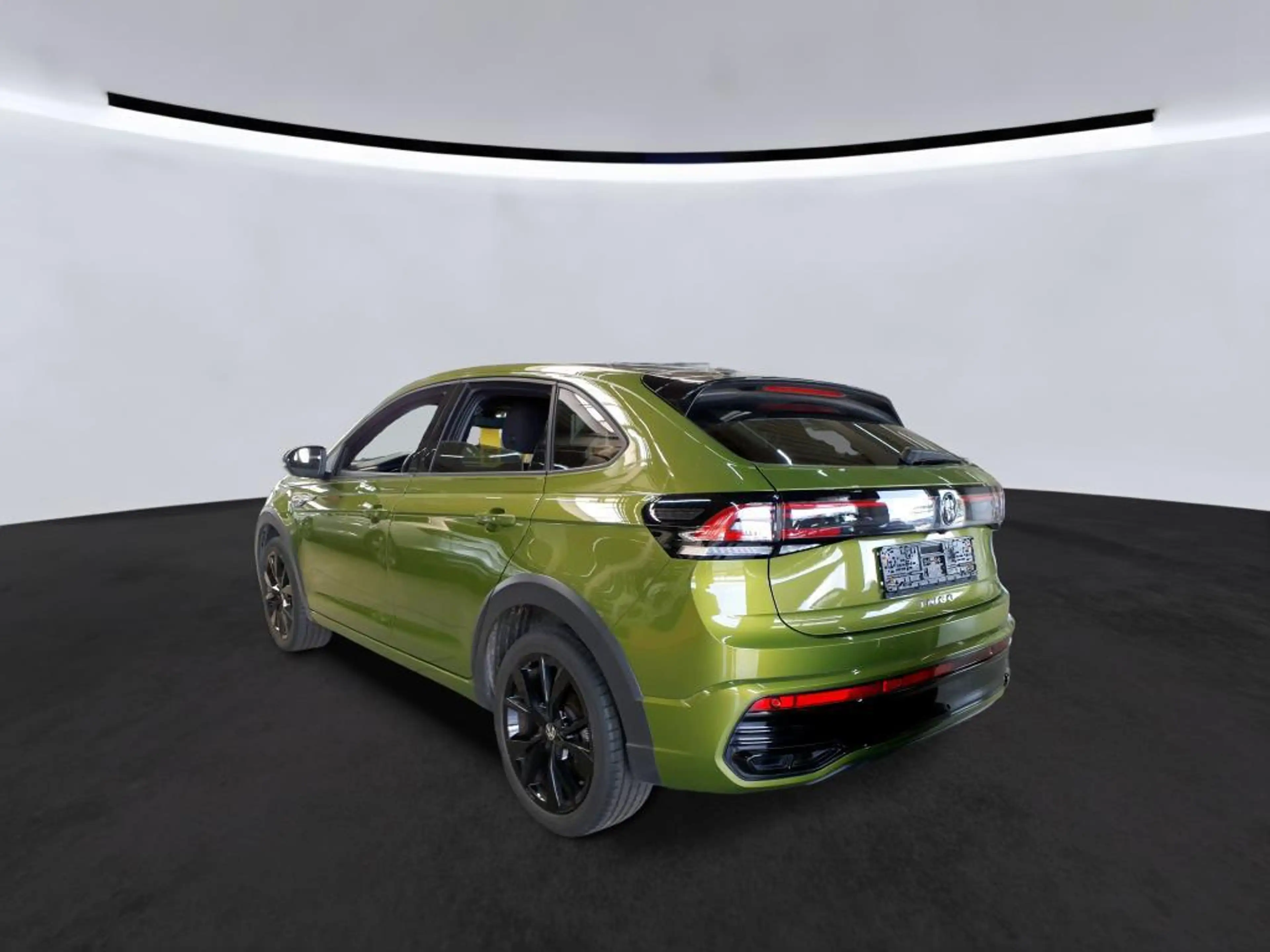 Volkswagen Taigo 1.5 TSI R-Line DSG Navi+Pano+SHZ+R-Kam+ACC+ — photo 2