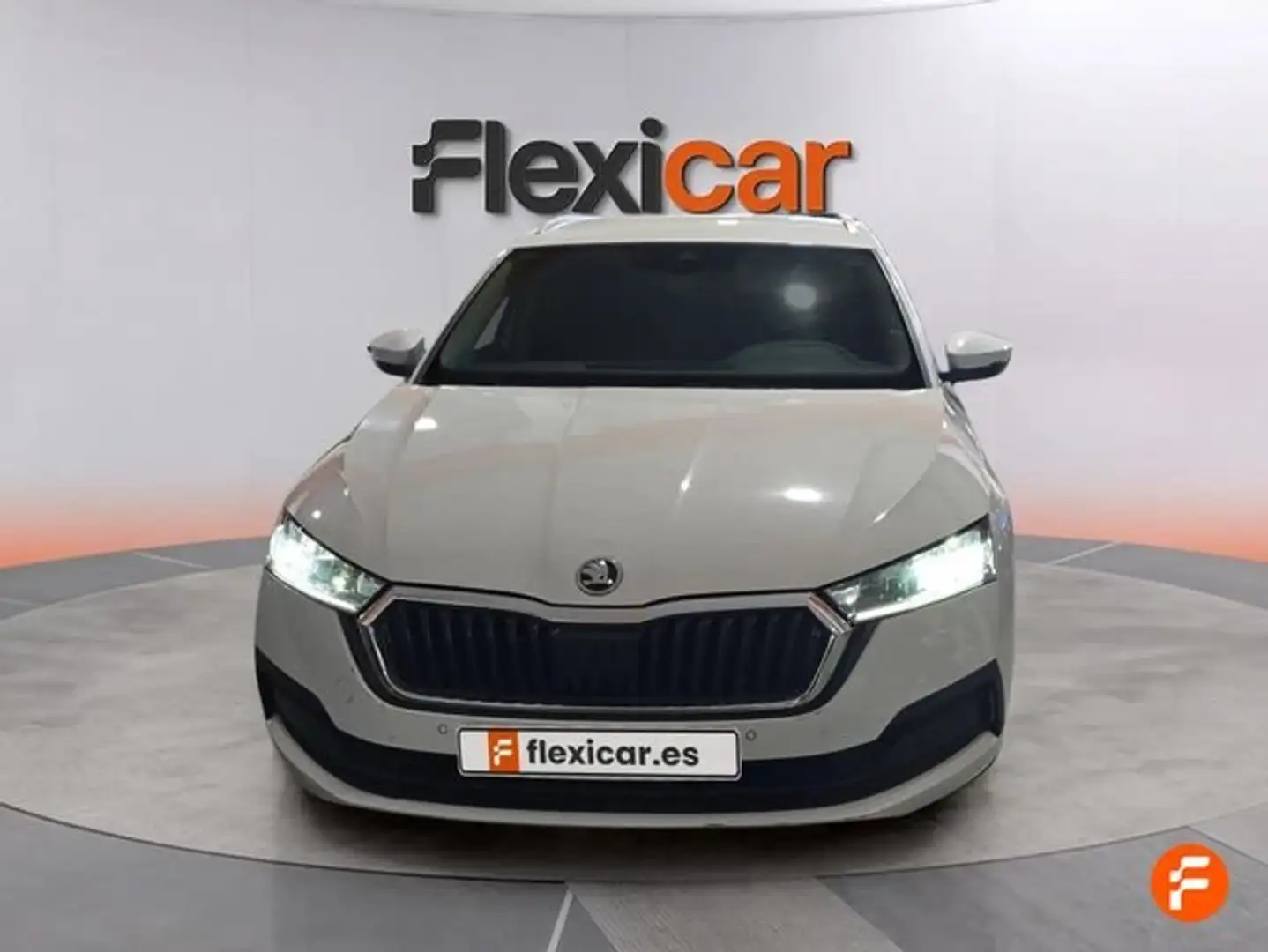 Skoda Octavia 1.0 TSI 81kW(110CV) DSG mHEV Ambition Blanco - 2