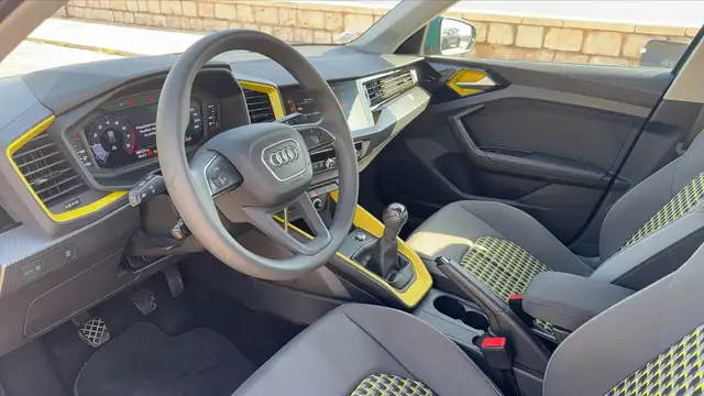 Audi A1 view 8