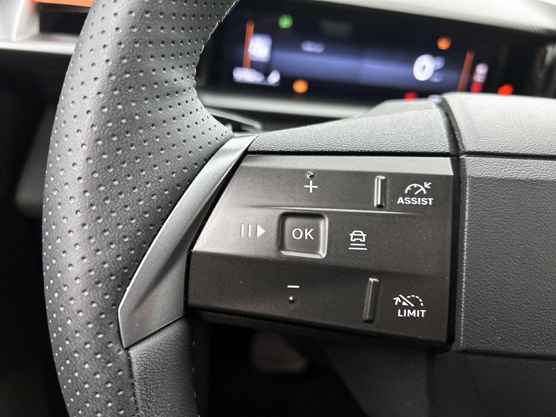 Opel Grandland 1.2 Turbo Hybrid GS Achteruitrijcamera / Apple Car — photo 6