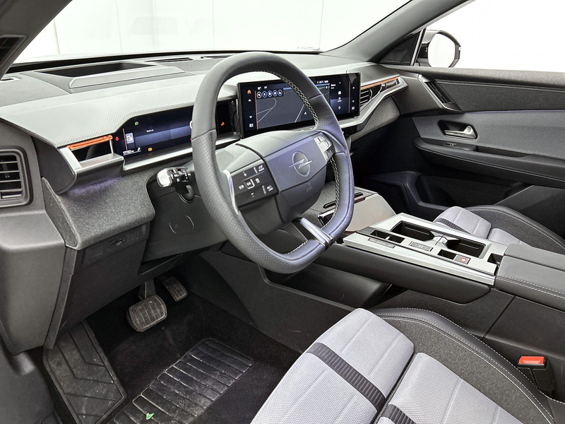 Opel Grandland 1.2 Turbo Hybrid GS Achteruitrijcamera / Apple Car — photo 14